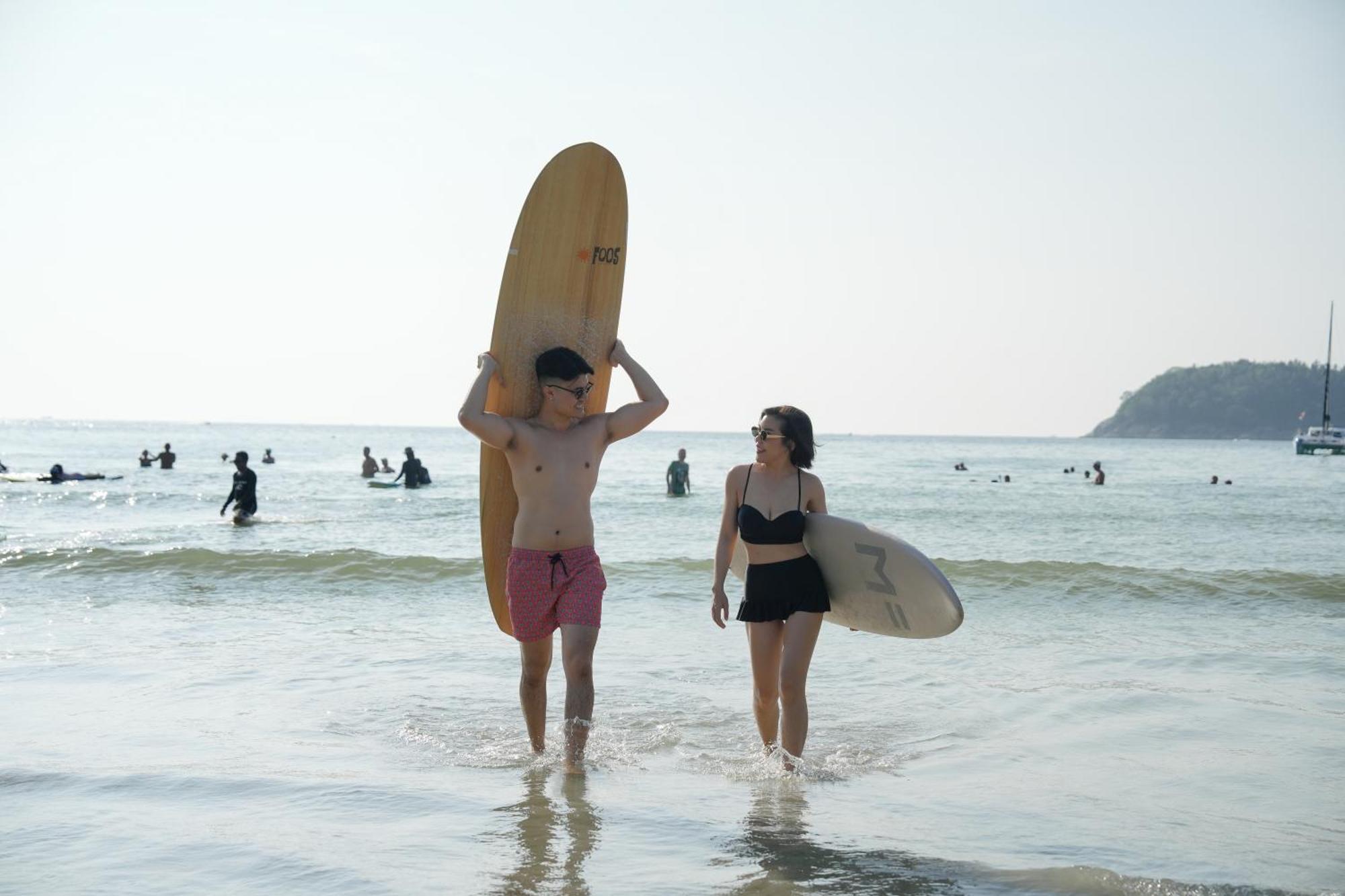 Nonnee Phuket Ostello *